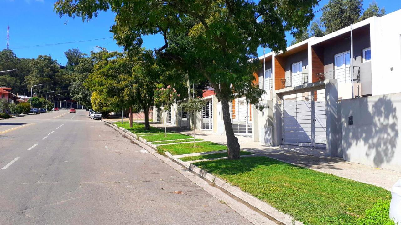Ananda Apart Tandil - Dptos En Alquiler Temporario Kültér fotó